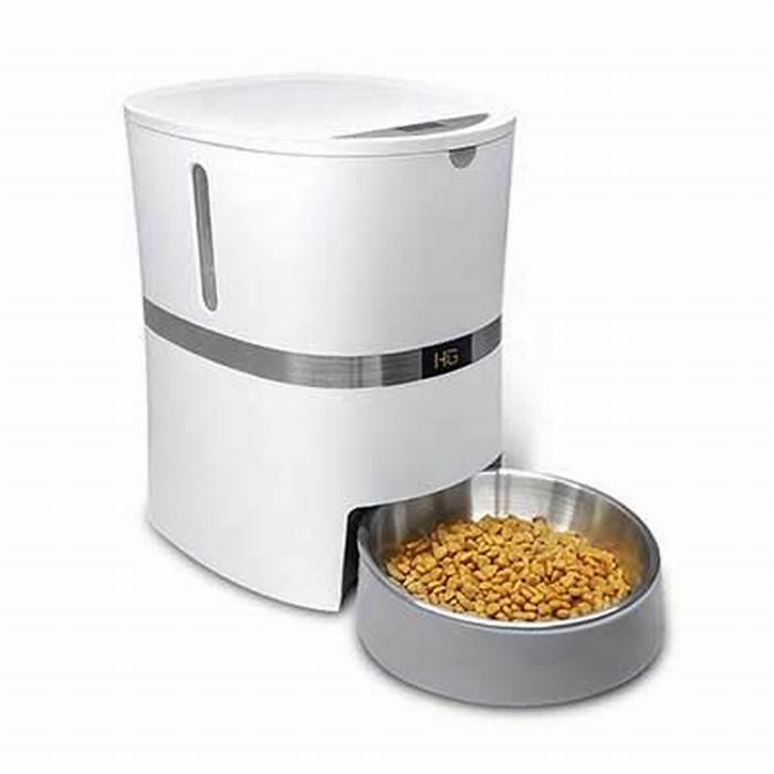 Fresh Food Frenzy: Top Automatic Pet Feeders for Raw Diets Reviewed